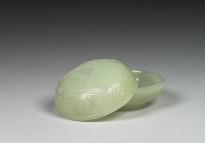 图片[2]-Jade round box carved with Indian lotus scrolls, Qing dynasty (1644-1911)-China Archive